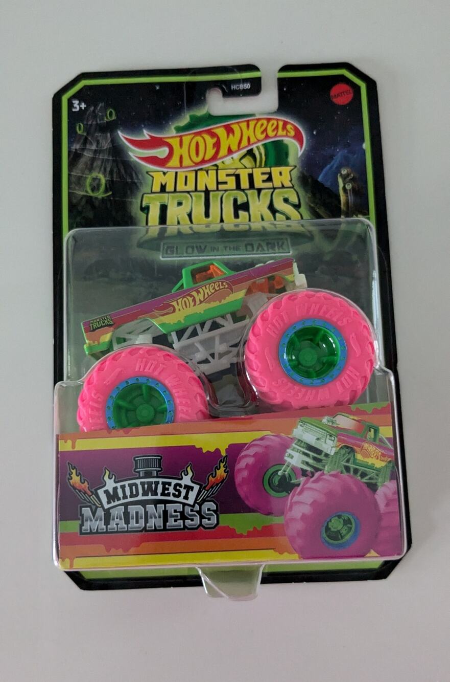 Hot Wheels Monster Trucks Midnight Madness Glow in the Dark NEW